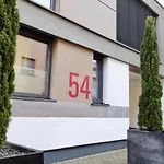 Neu - Gemuetliches Und Modernes Apartment Mit Stellplatz